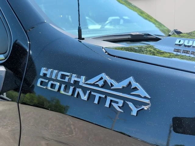 Used 2025 Black Chevrolet High Country image 4