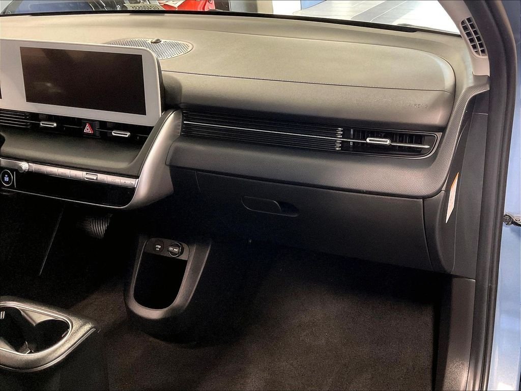 Used 2024 Blue Hyundai SE image 13