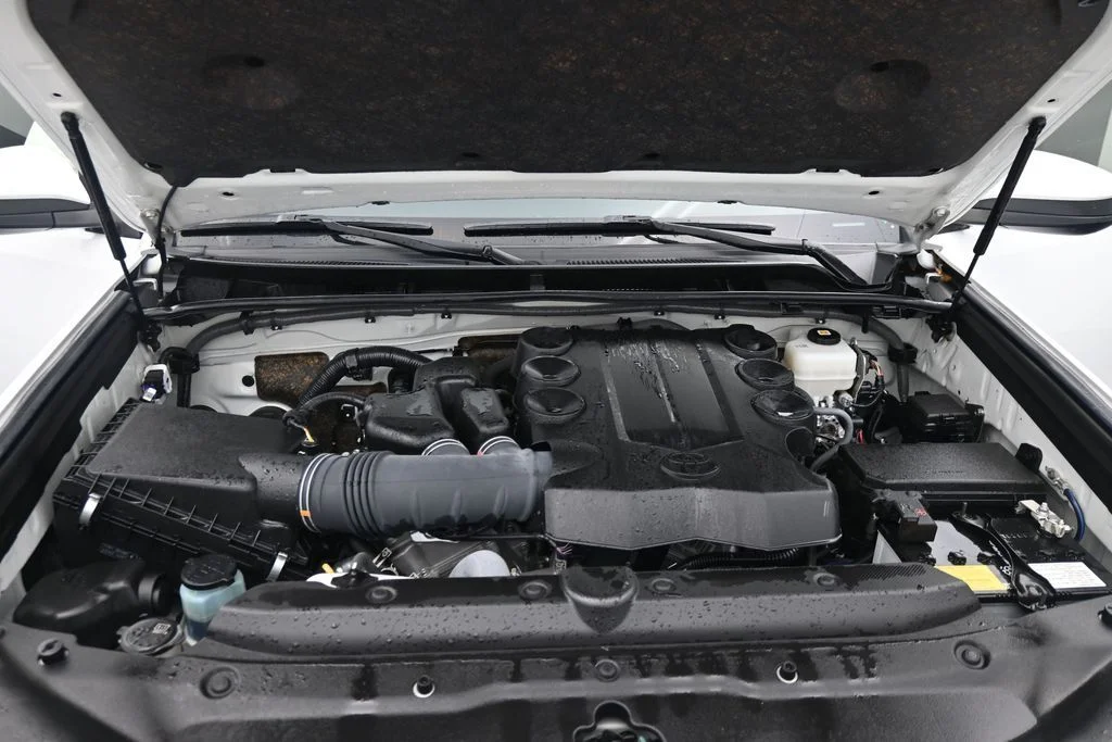 Used 2023 White Toyota SR5 image 19