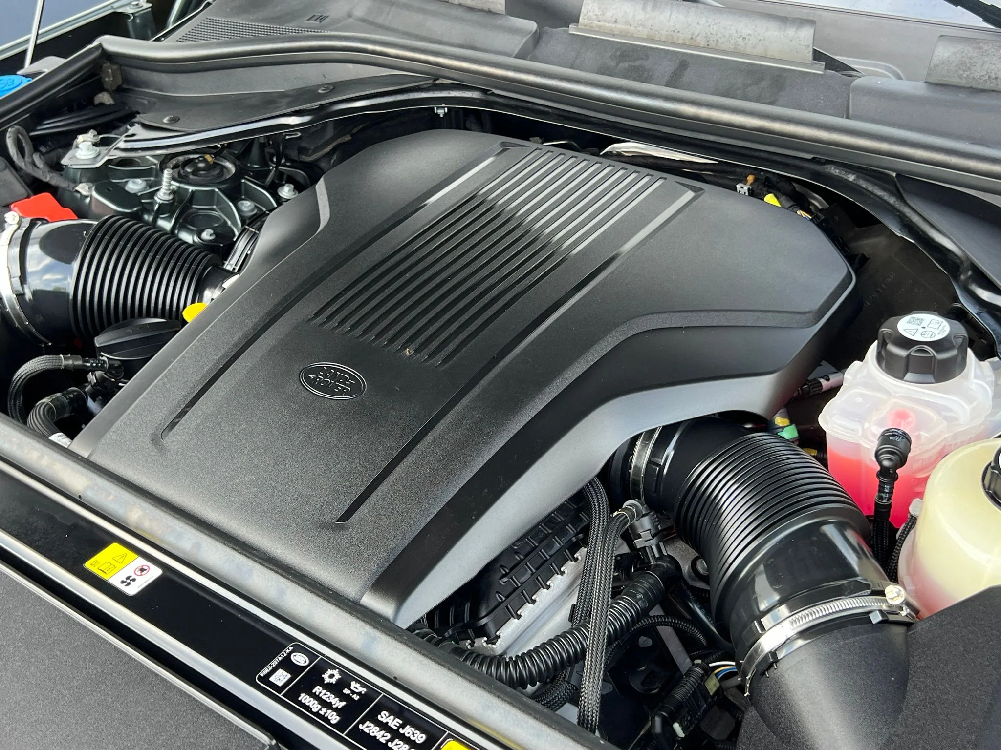 Used 2025  Land Rover Autobiography image 52