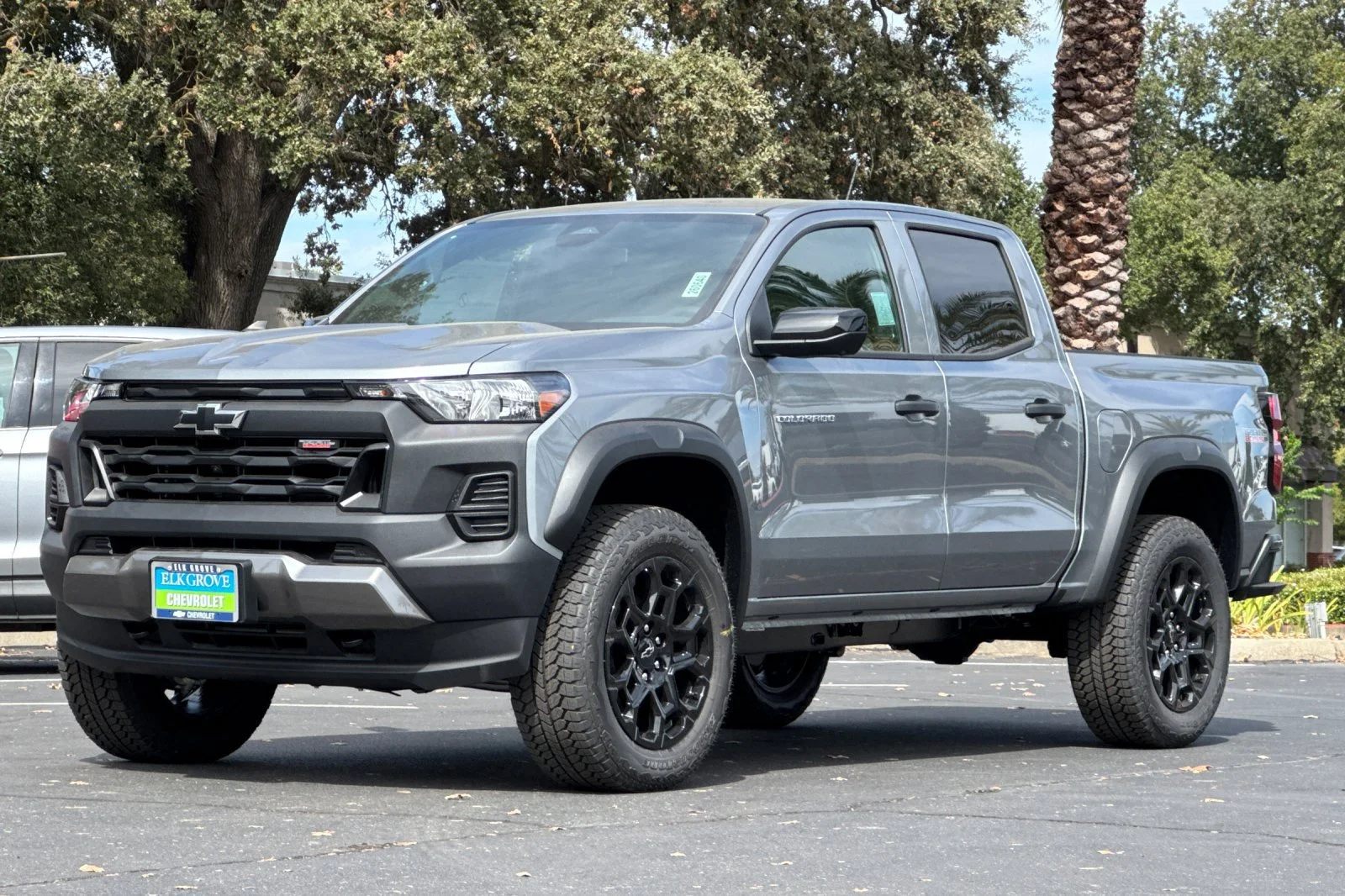 2026 Chevrolet Colorado Trail Boss view 7
