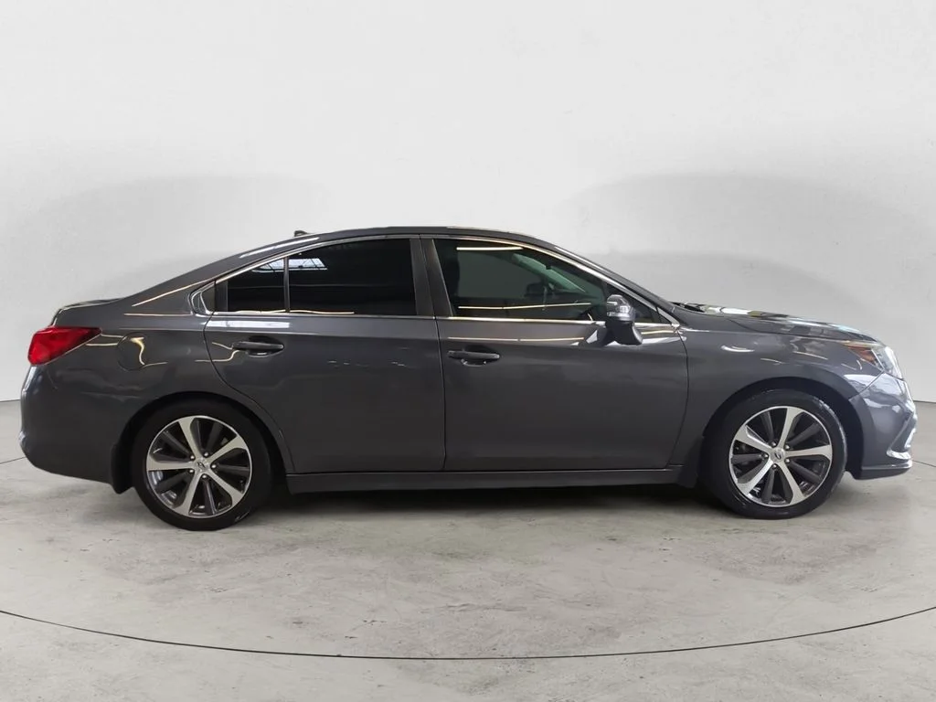 Used 2019 Gray Subaru 2.5i image 4