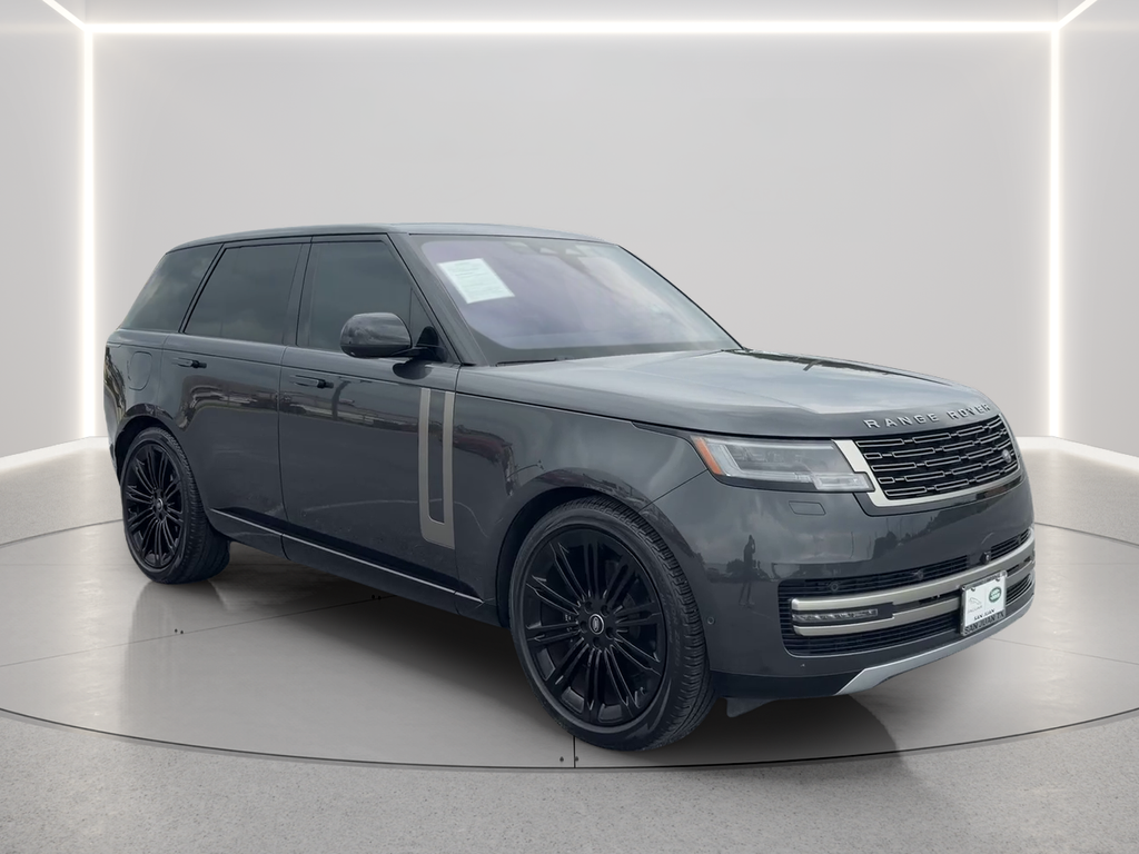 Used 2023 Carpathian Grey Premium Metallic Land Rover SE image 3