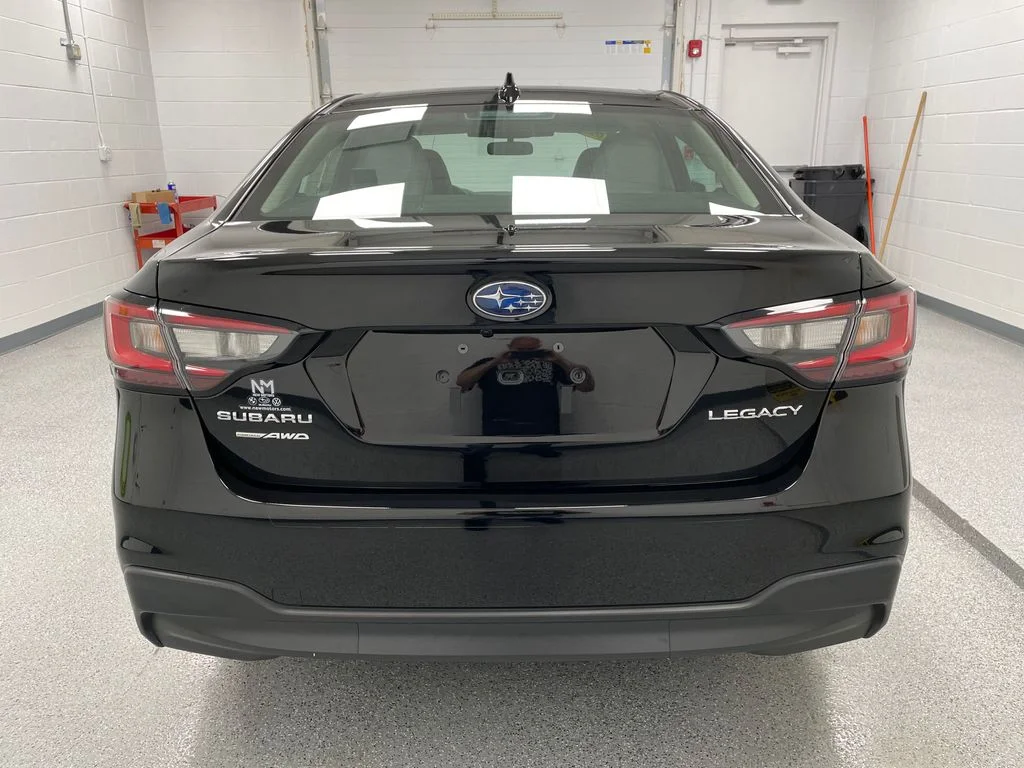 Used 2025 Crystal Black Silica Subaru Premium image 7