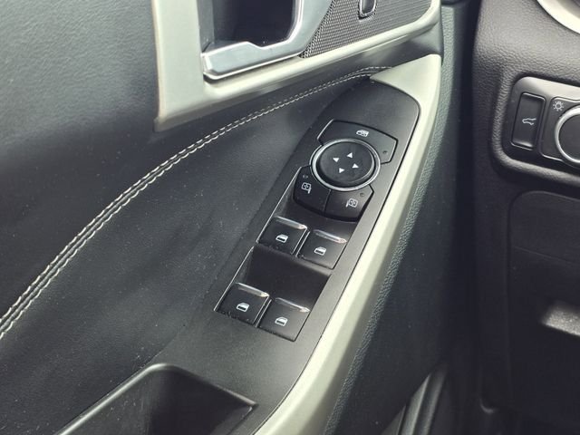 Used 2023 White Ford XLT image 17