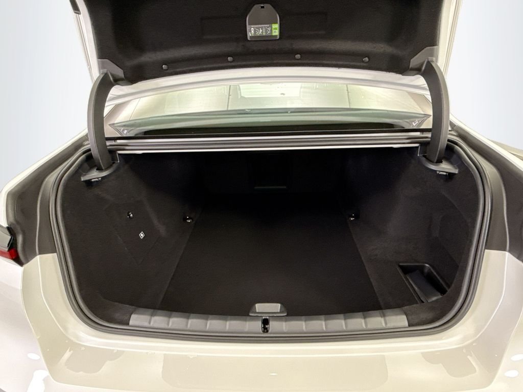 Used 2026 White Metallic BMW eDrive50 image 28