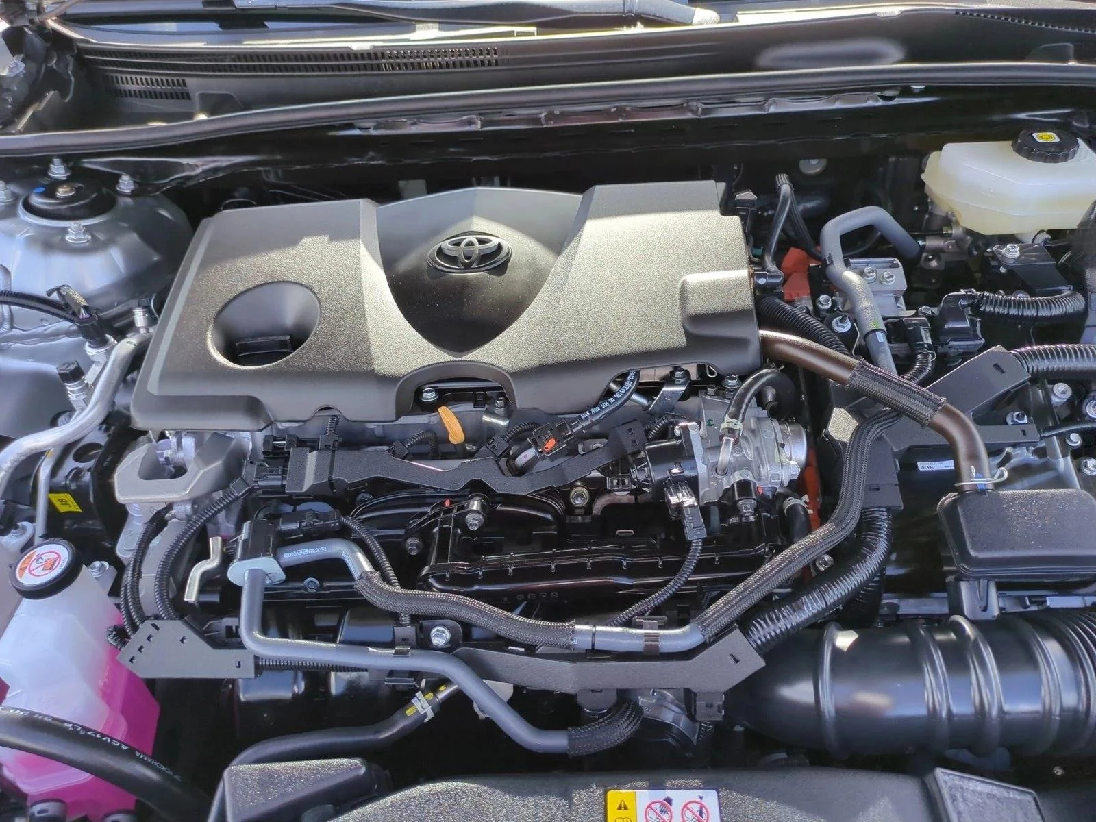 Used 2025 Heavy Metal Toyota XSE image 23