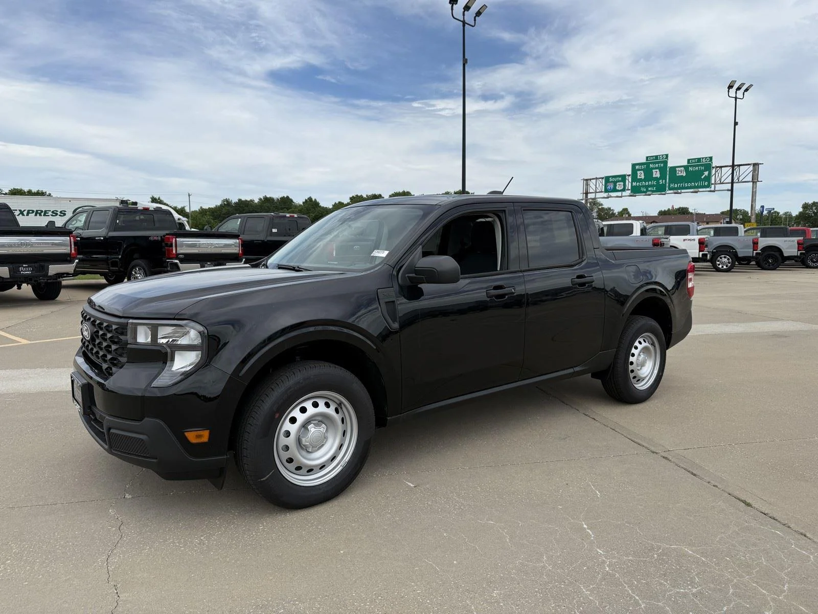 New 2026 Shadow Black Ford XL image 4