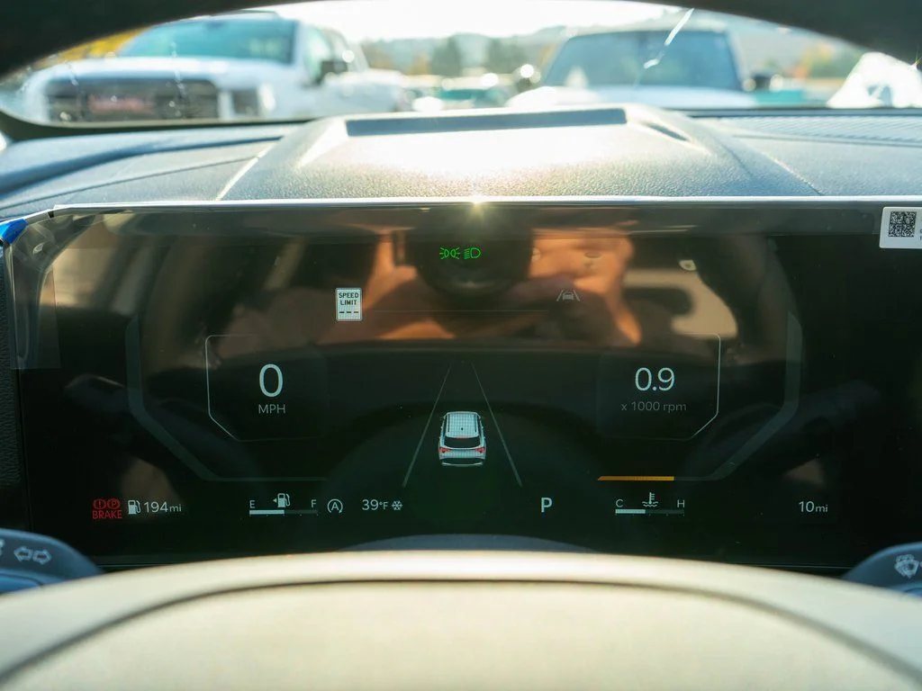 New 2026 Wolf Gray Kia X-Line image 21