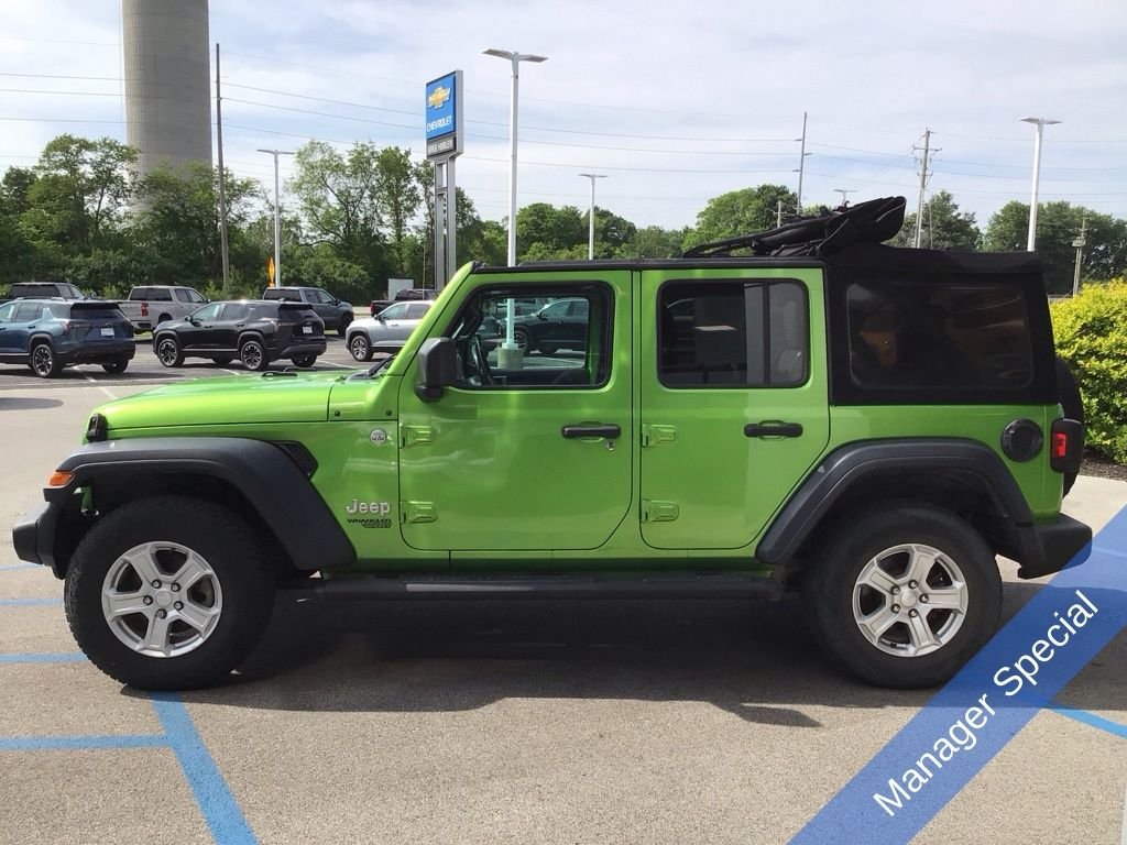 Used 2018 Green Jeep Unlimited Sport S image 12