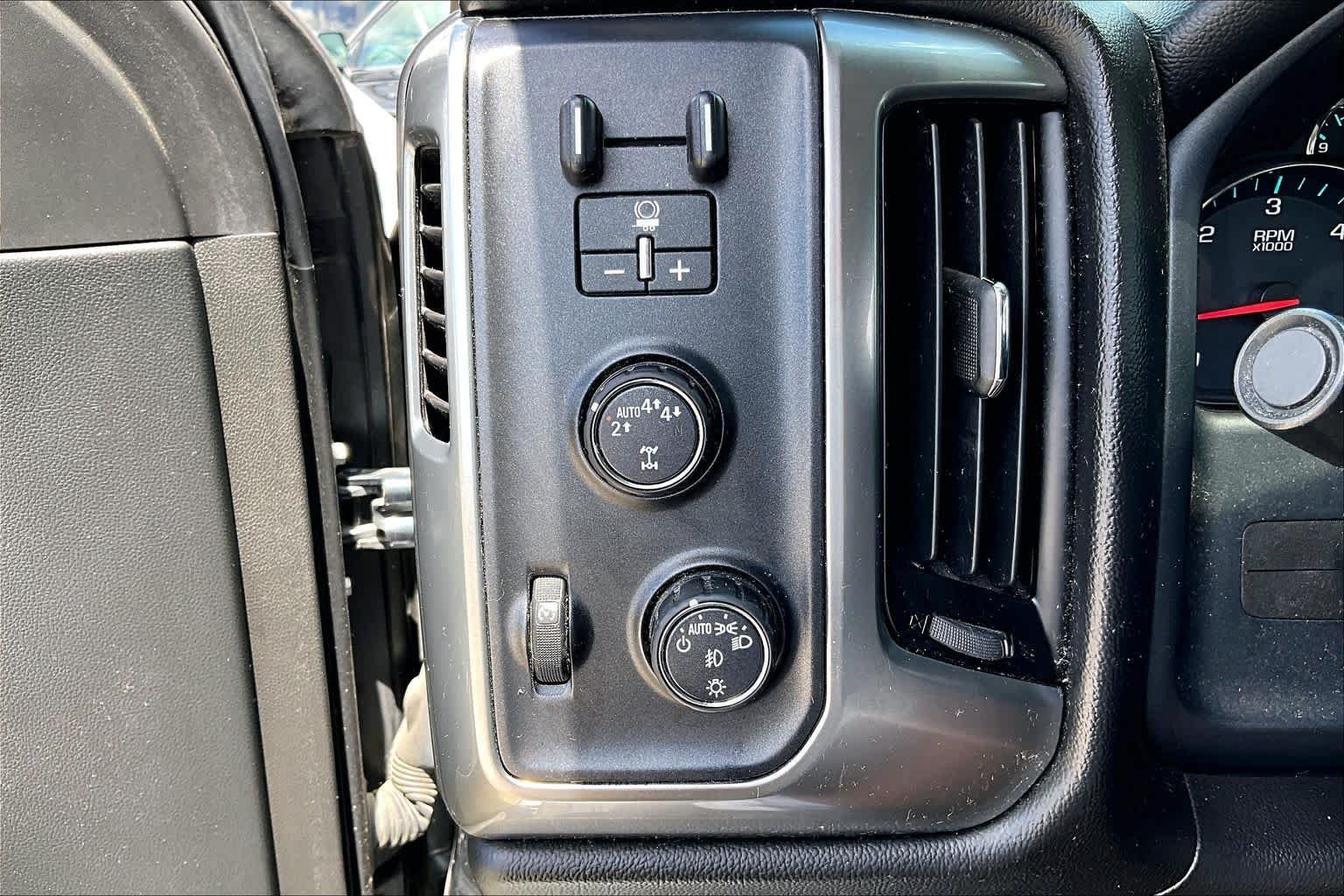 Used 2017 Graphite Metallic Chevrolet LT image 33
