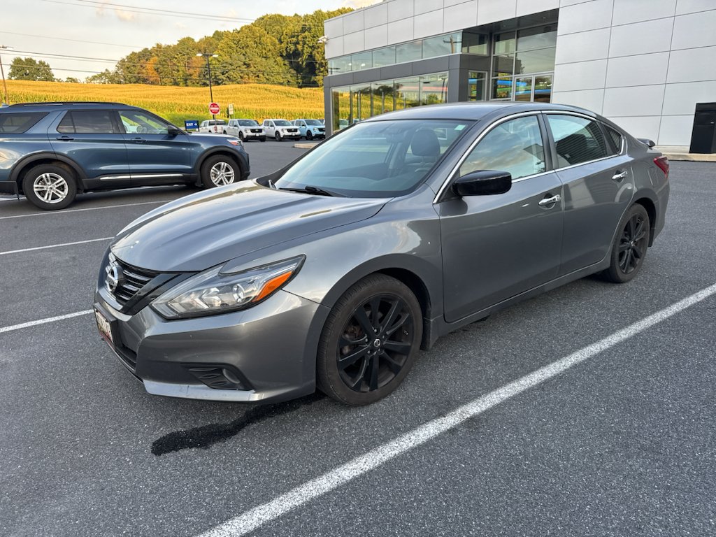 Used 2018 Nissan Altima SR with VIN 1N4AL3AP8JC473398 for sale in Willow Street, PA