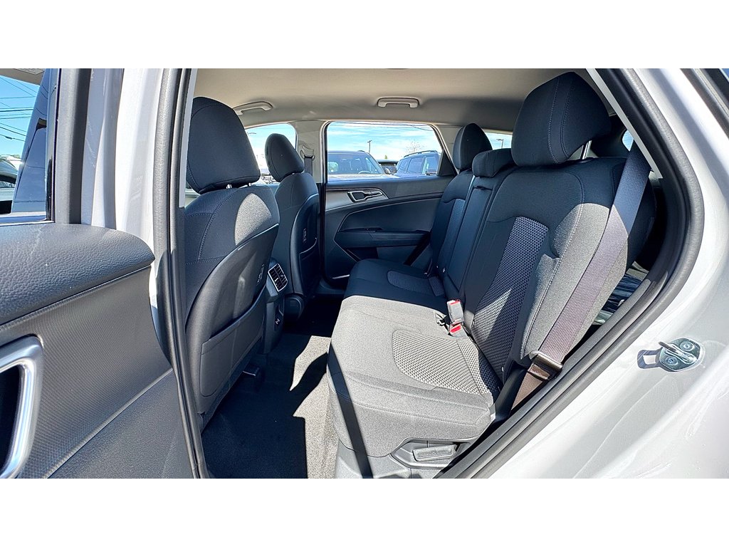 New 2026 Wolf Gray Kia SX Prestige image 25