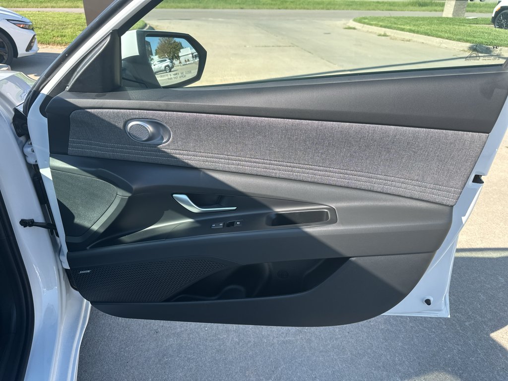 New 2026 Serenity White Hyundai Limited image 31