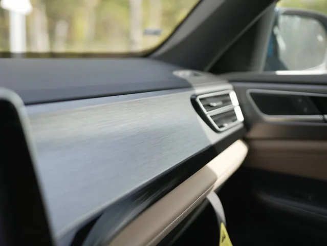 2026 Volkswagen Atlas Cross Sport SE - Photo 25