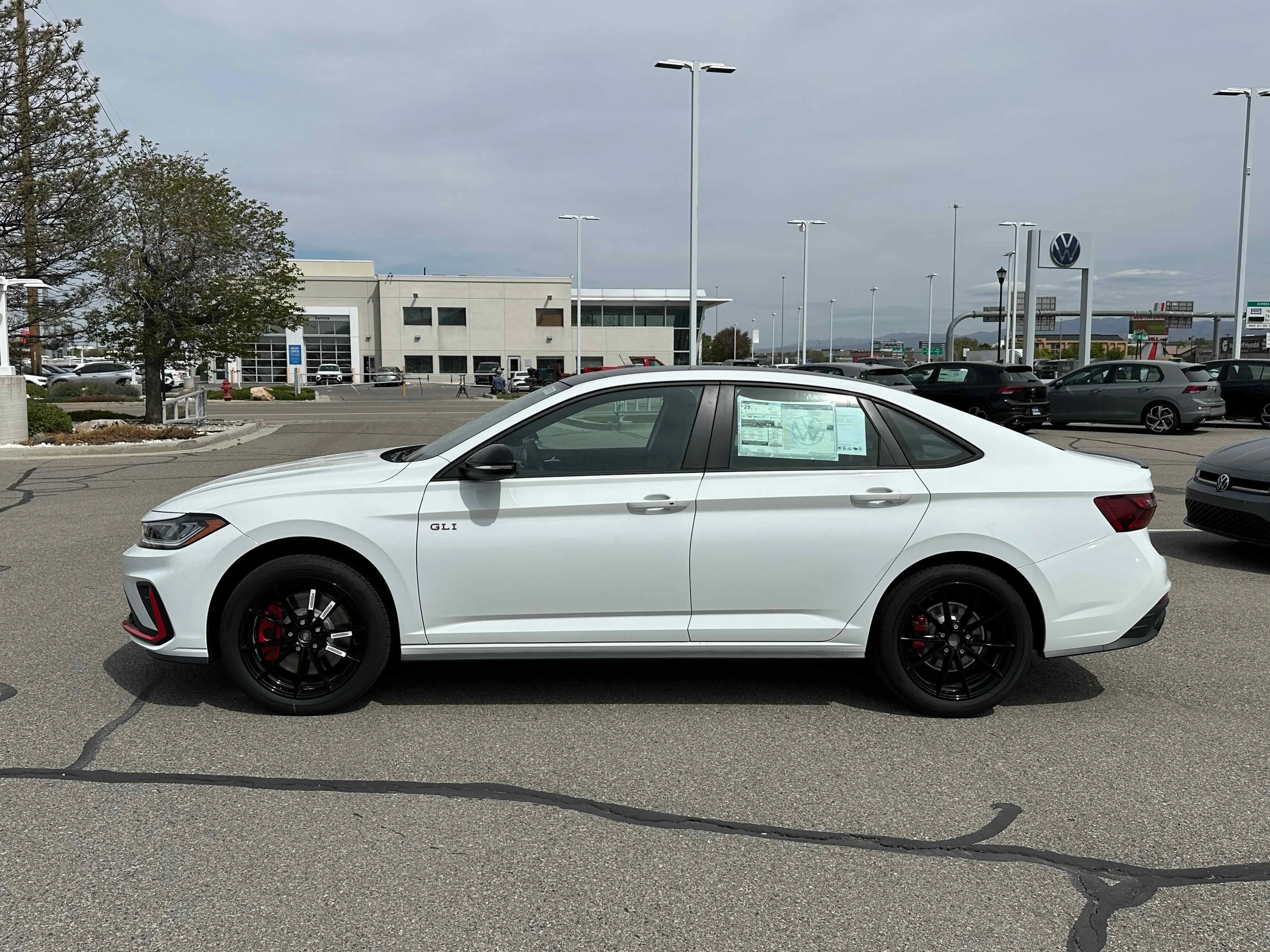 New 2026 Pure White Volkswagen Autobahn image 2