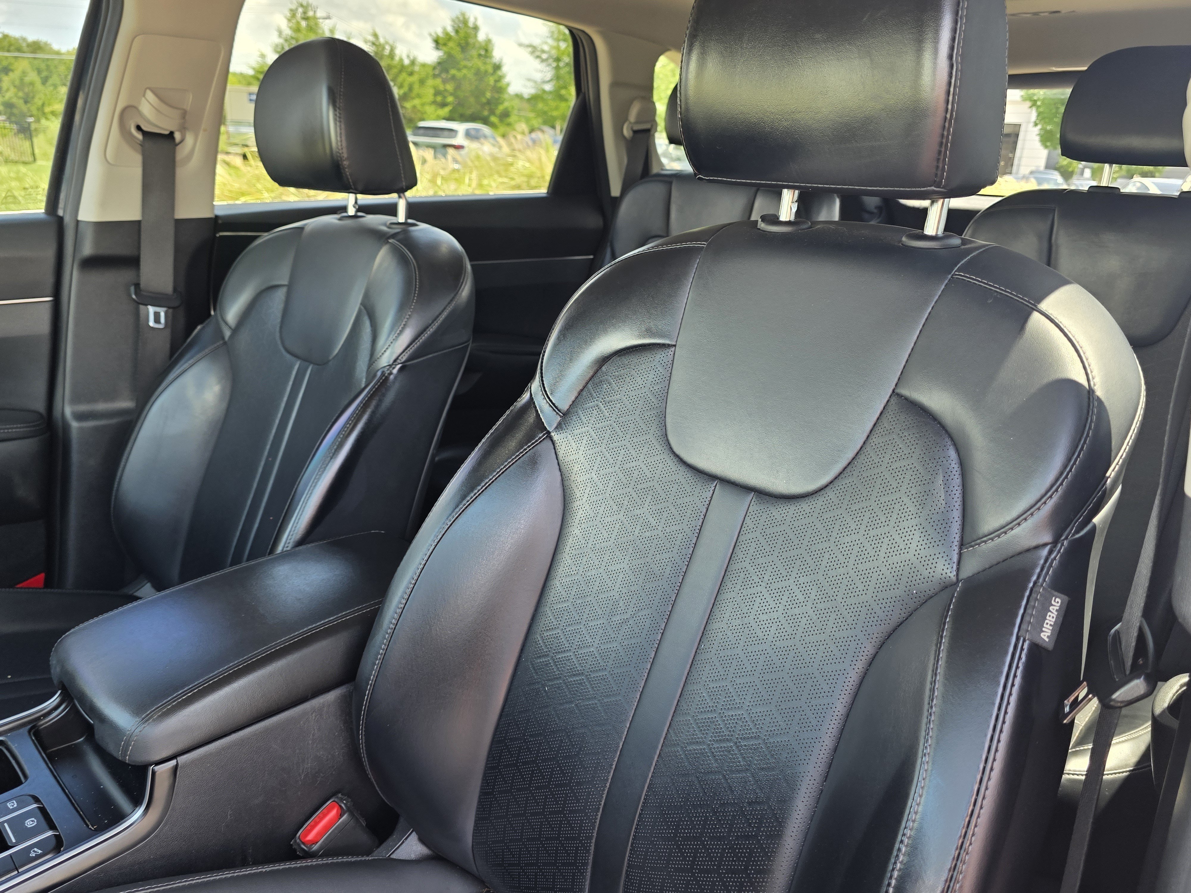 Used 2021 Gravity Blue Kia EX image 10