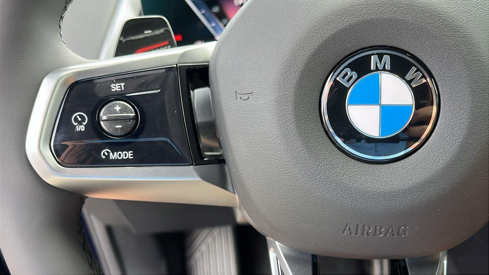 New 2026 Tanzanite Blue II Metallic BMW 30 xDrive image 12