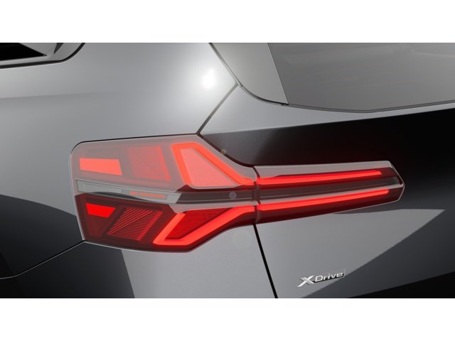 New 2026 Dark Graphite Metallic BMW 30 xDrive image 8