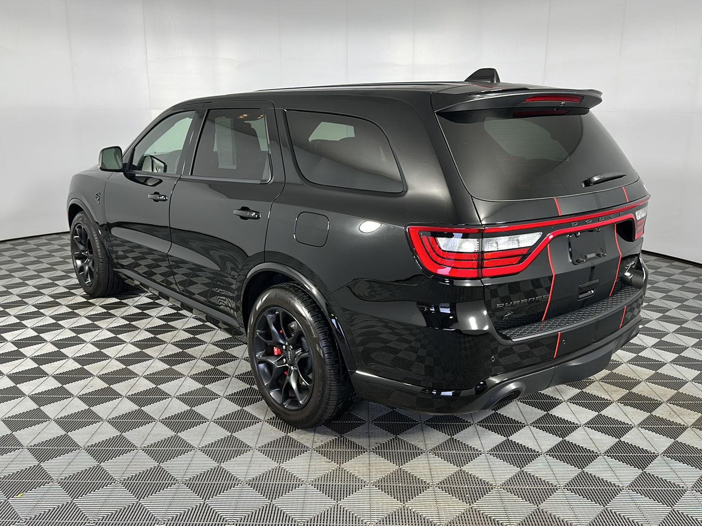 Used 2021 DB Black Clearcoat Dodge SRT Hellcat image 13