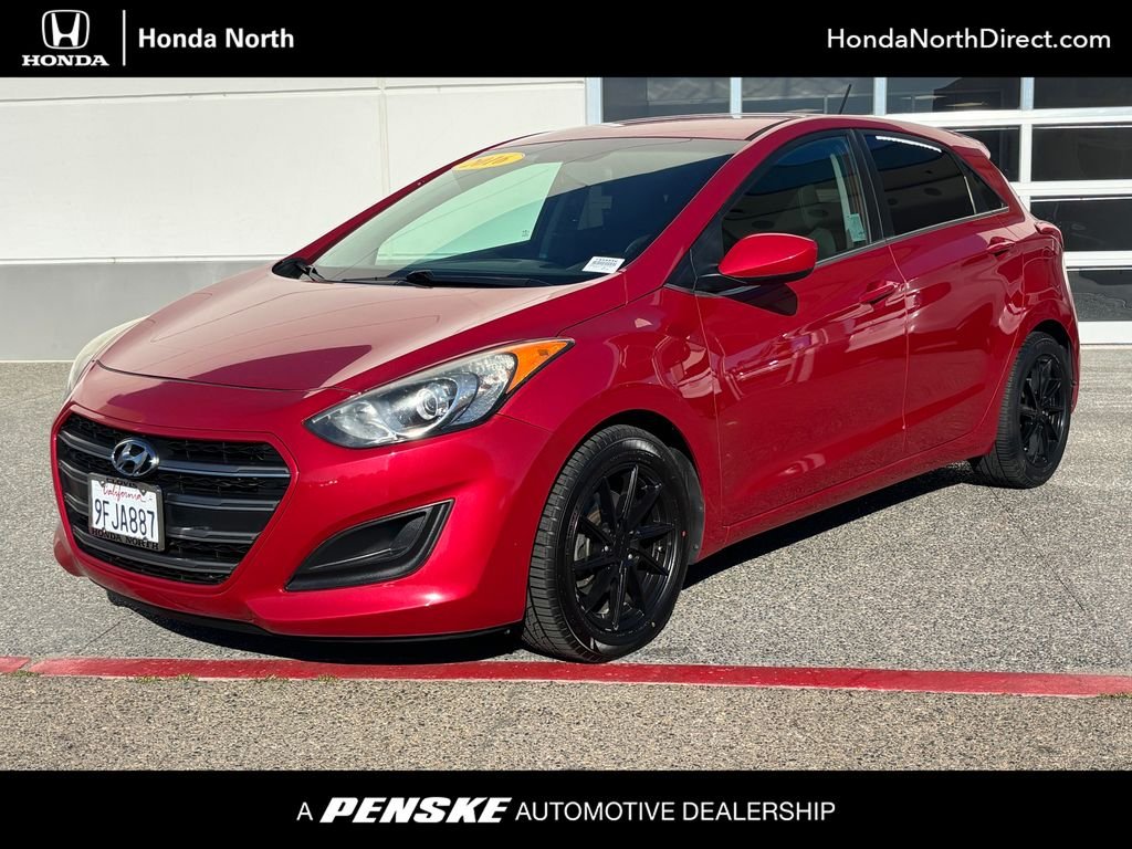 2016 Hyundai Elantra GT 2.0L 6-Speed A/T's photo