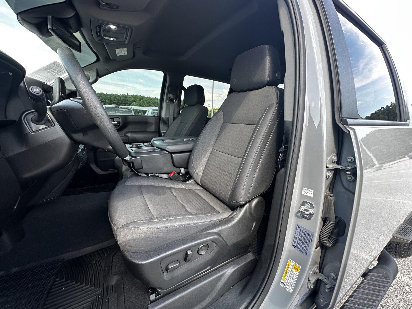 Used 2025 Slate Gray Metallic Chevrolet Custom image 8