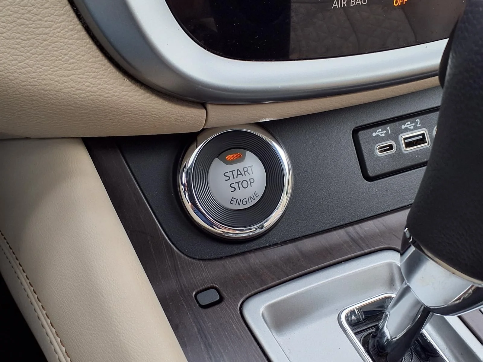 Used 2023 Gray Nissan Platinum image 16