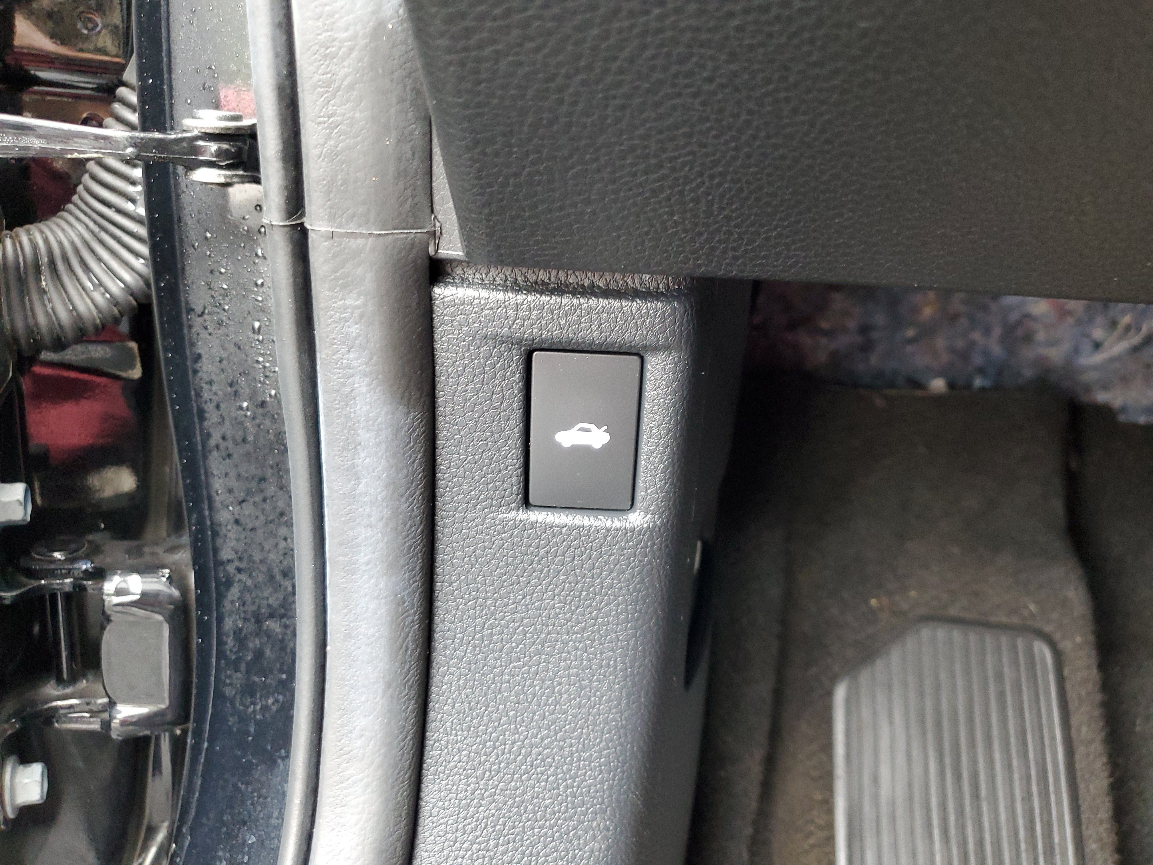 Used 2024  Honda EX image 28