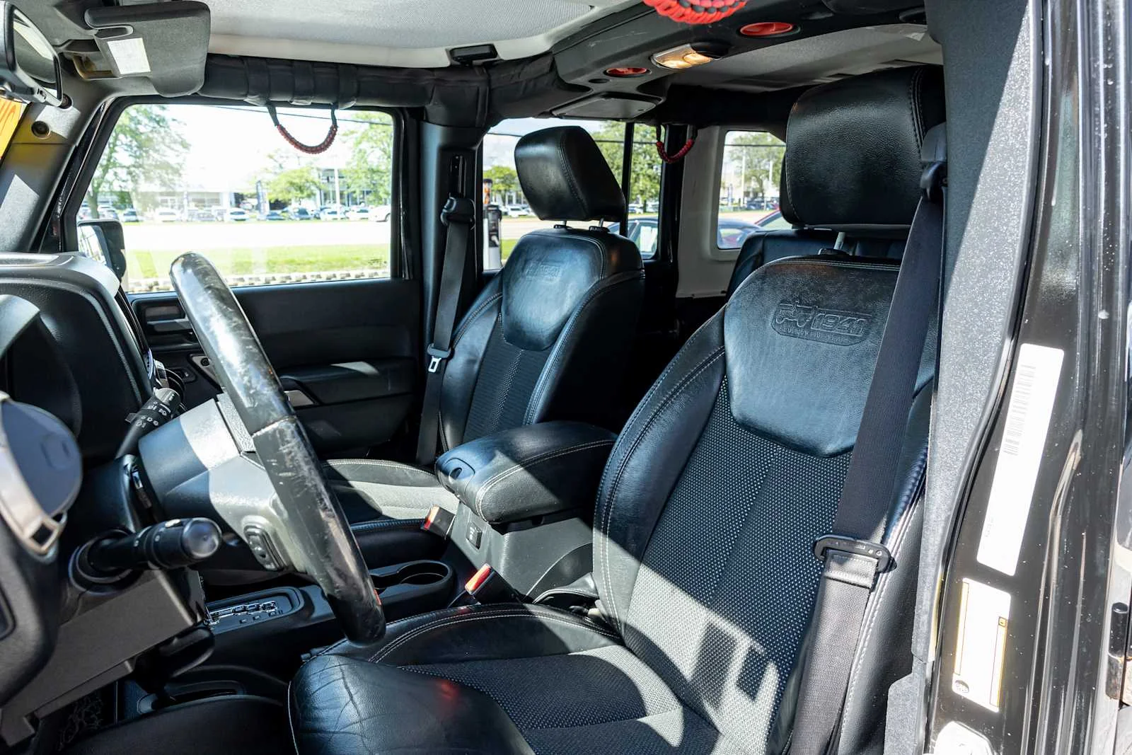 Used 2016 Black Clearcoat Jeep 75th Anniversary image 27
