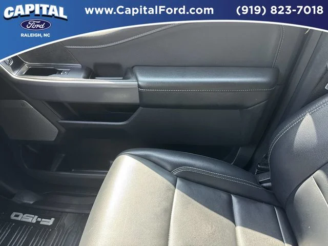 Used 2025 Blue Ford XLT image 28