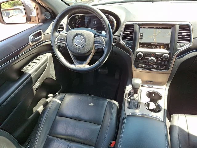 Used 2016 Silver Jeep Limited image 14