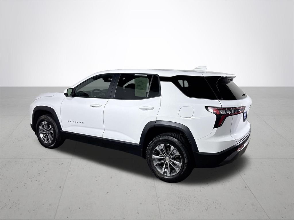 Used 2025 White Chevrolet LT image 8