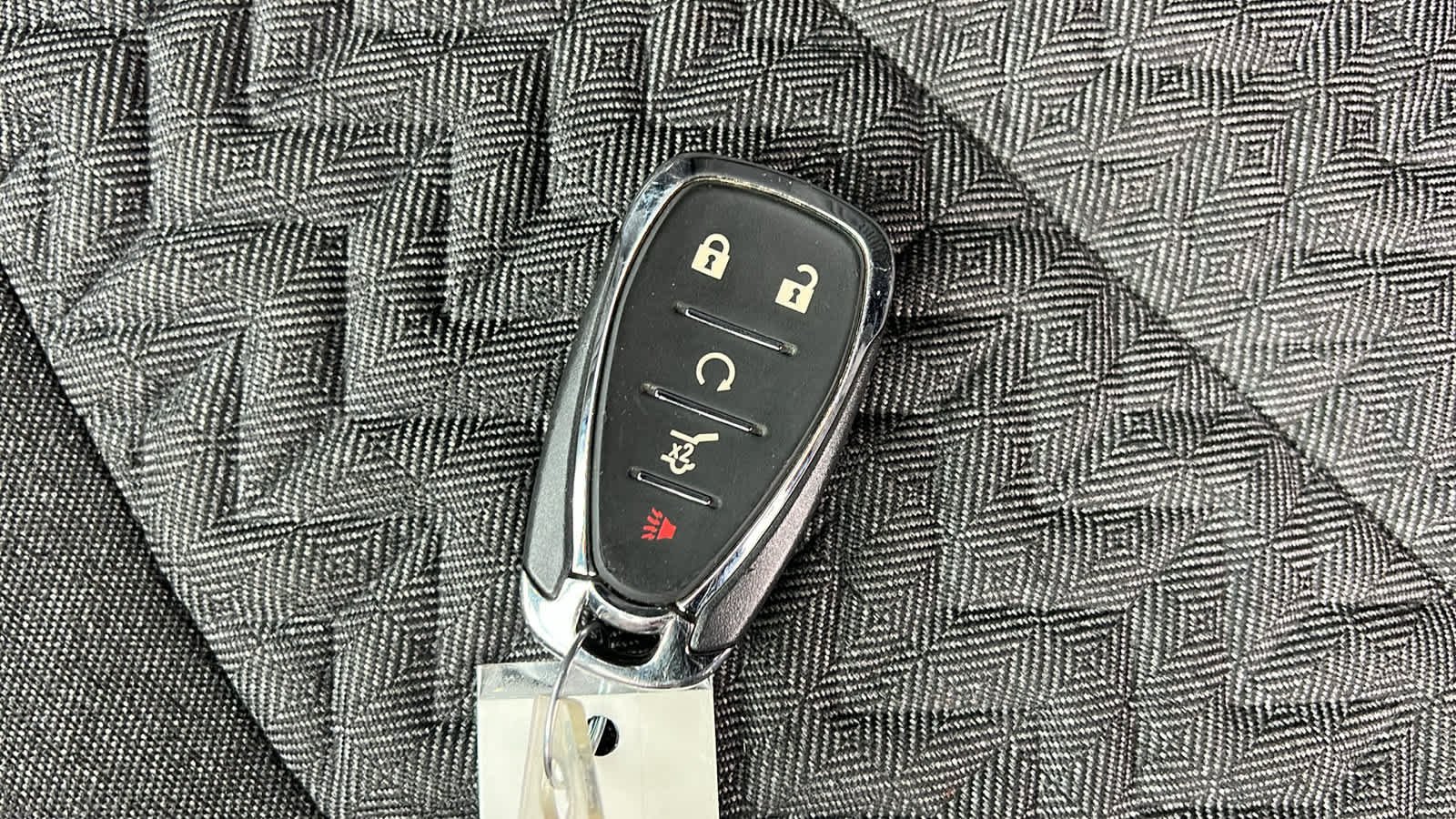 Used 2024 Sterling Gray Metallic Chevrolet LT image 29