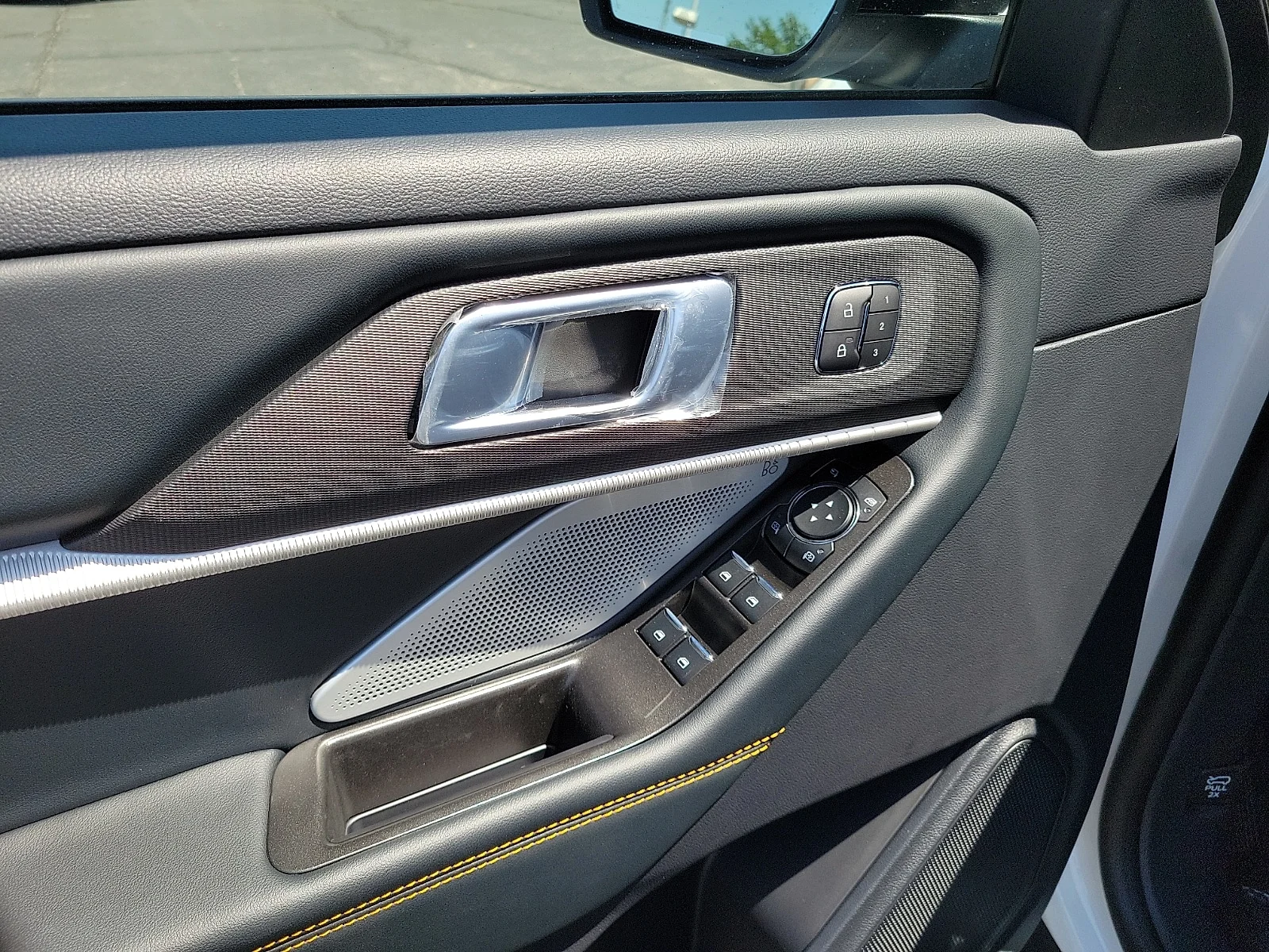 New 2026 Star White Metallic Tri-Coat Ford Tremor&reg; image 13