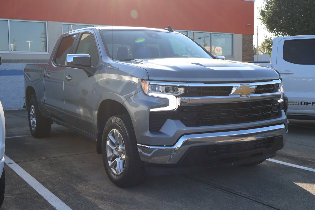 2026 Chevrolet Silverado 1500 LT - Photo 8
