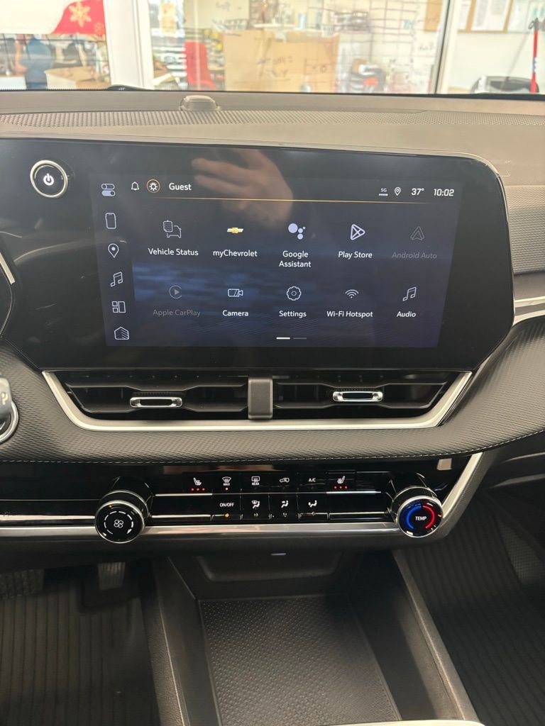 2026 Chevrolet Equinox LT - Photo 17