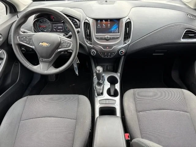 Used 2016 TUNGSTEN METALLIC Chevrolet LT image 11