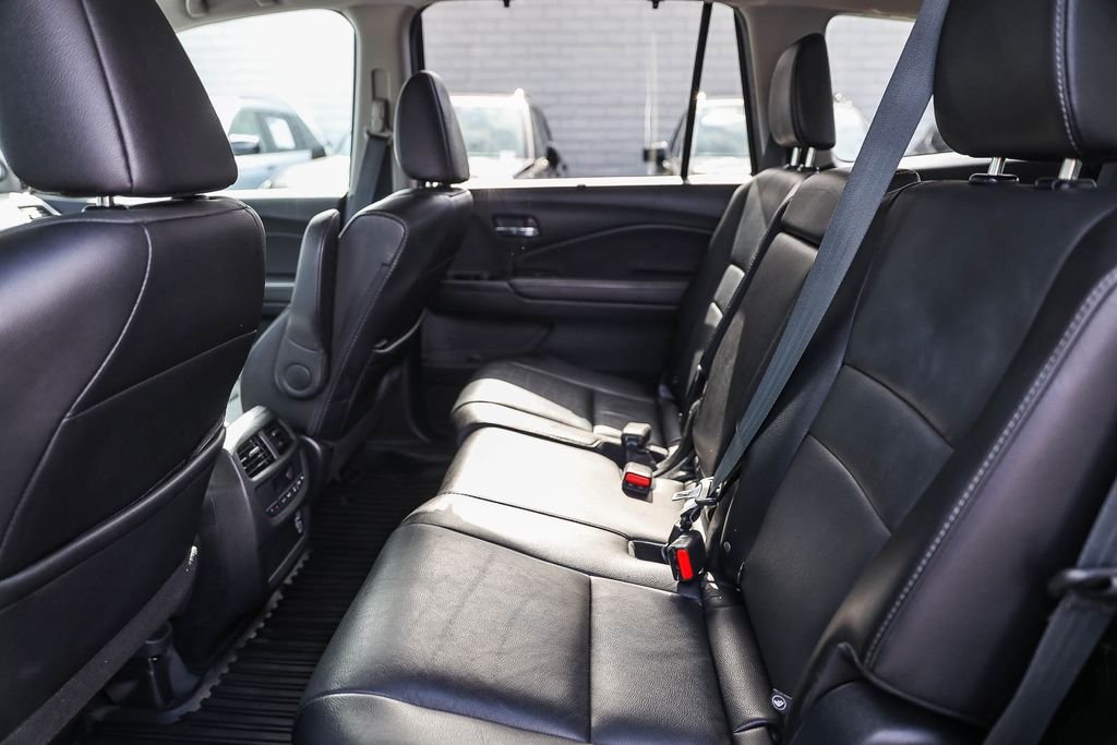 2021 Honda Pilot EX-L - Photo 16