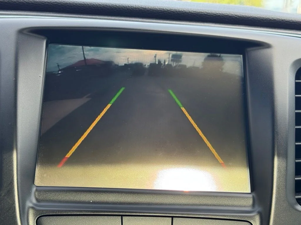 Used 2016 Red Chrysler S image 19