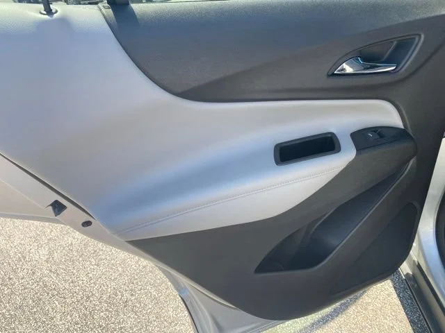 Used 2019 SILVER ICE METALLIC Chevrolet Premier image 32