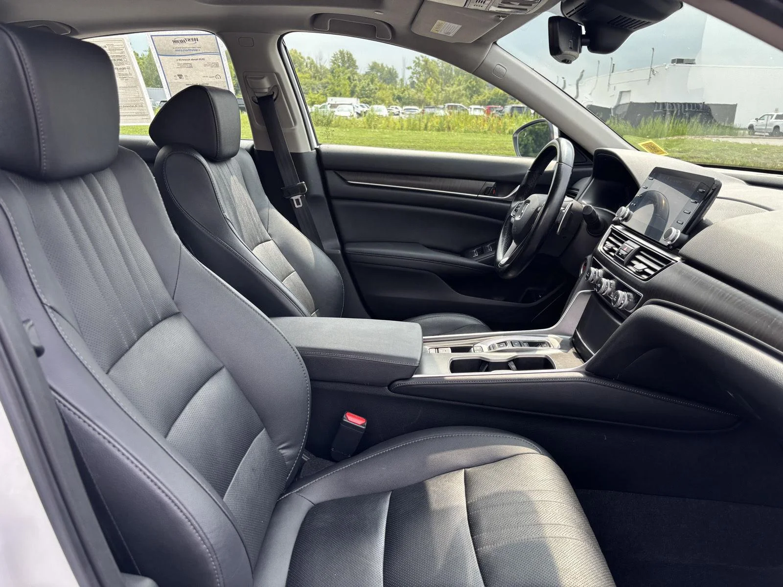 Used 2020 Platinum White Pearl Honda EX-L image 39