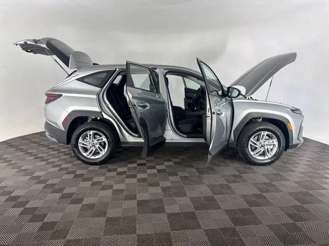 Used 2026 Silver Hyundai SE image 17