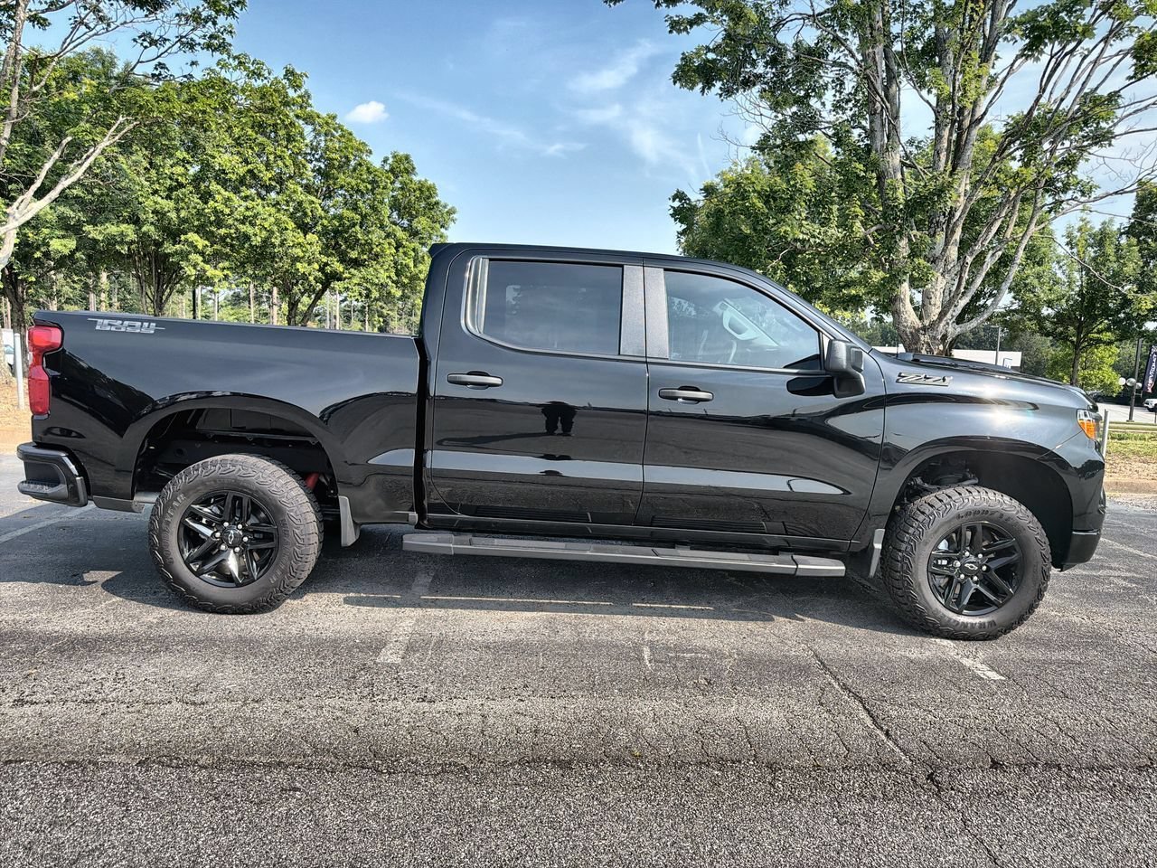Used 2025 Black Chevrolet Custom Trail Boss image 9