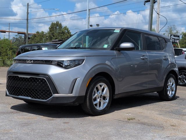 Used 2025 Gray Kia LX image 2
