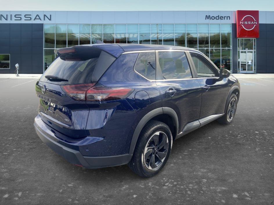 Used 2025 Deep Ocean Blue Pearl Nissan SV image 5