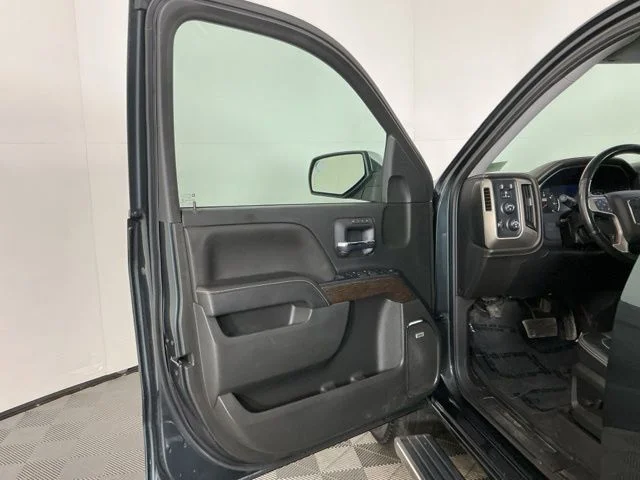 Used 2018 Dark Slate Metallic GMC Denali image 12