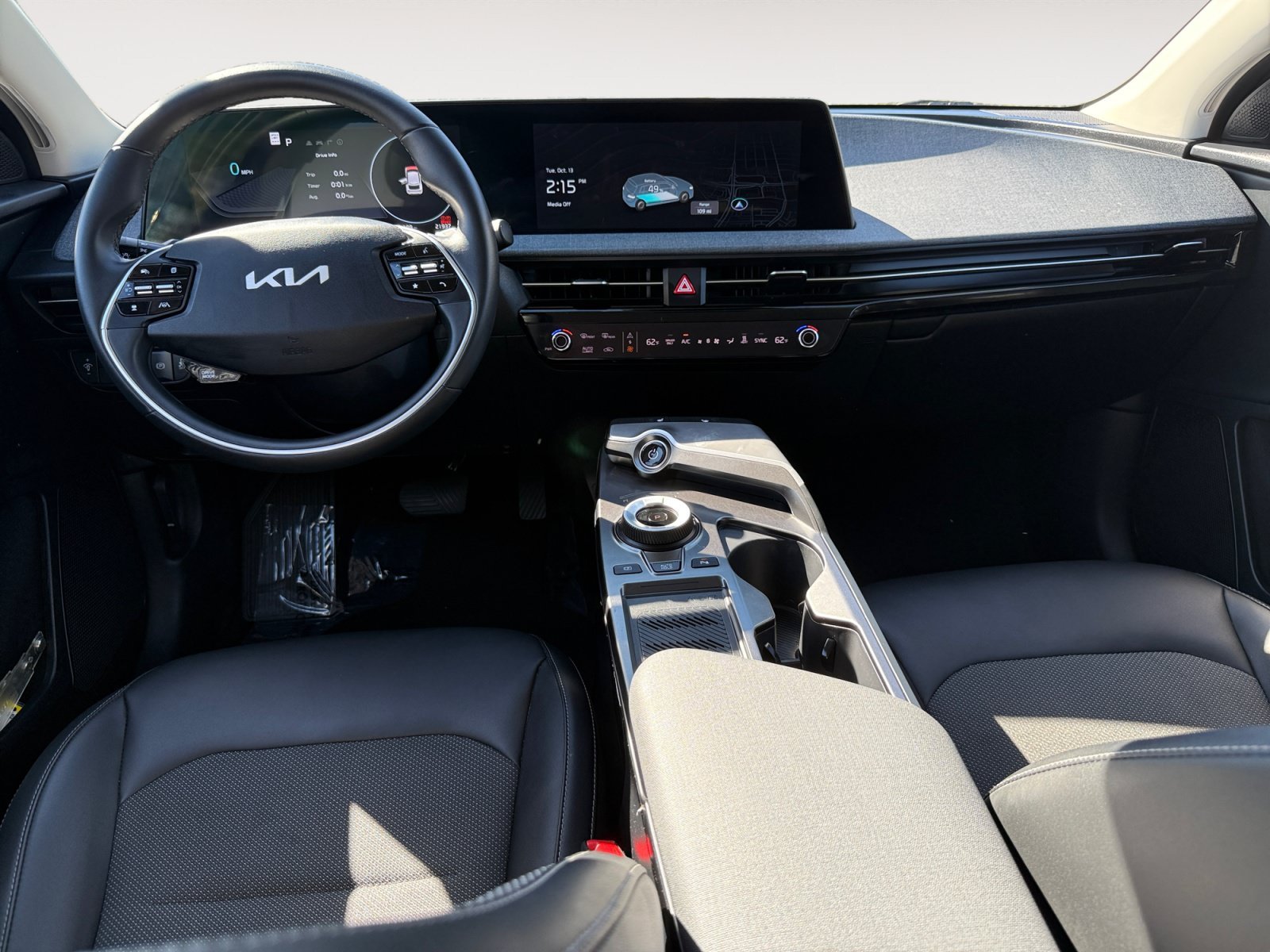 Used 2024 Blue Kia Light image 15