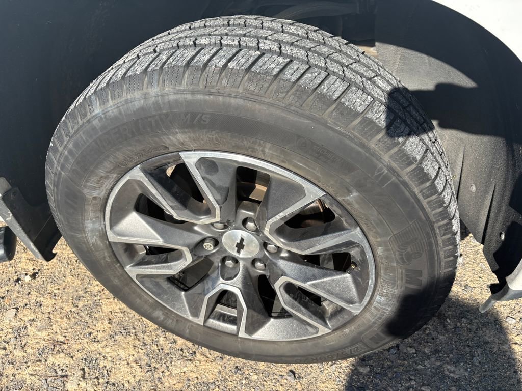 Used 2020 SUMMIT WHITE Chevrolet RST image 7