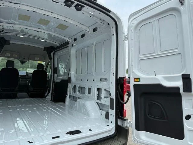 New 2026 White Ford  image 9