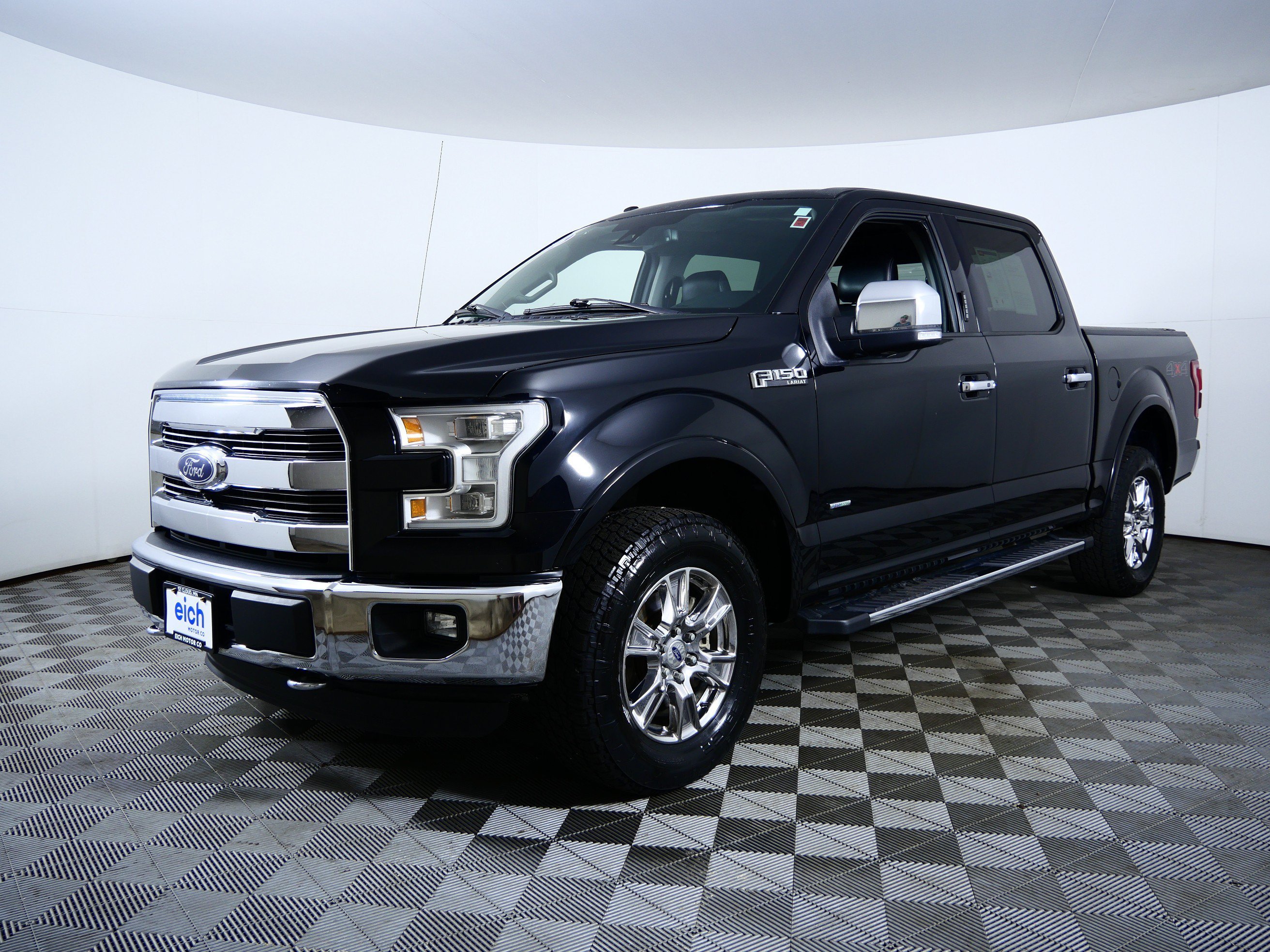 Used 2016 Shadow Black Ford Lariat image 3